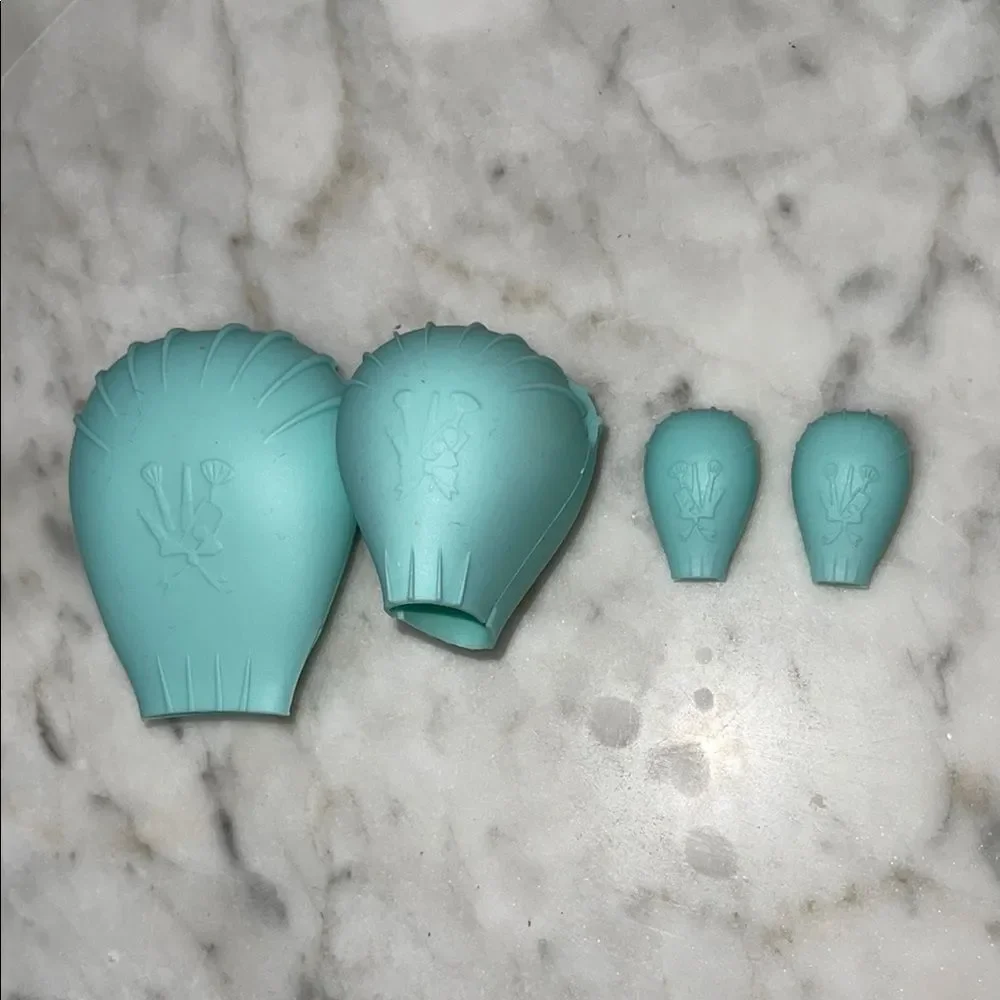 Set of Four Teal Silicone makeup brushes head bags ( mint green)
